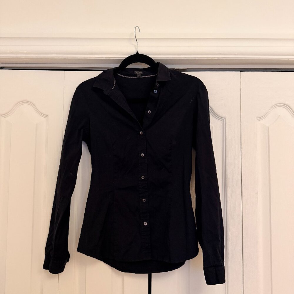 Black Button-Up Shirt – Classic Fitted Blouse